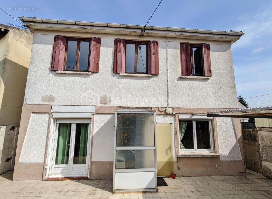 Maison familiale à saisir - photo 3