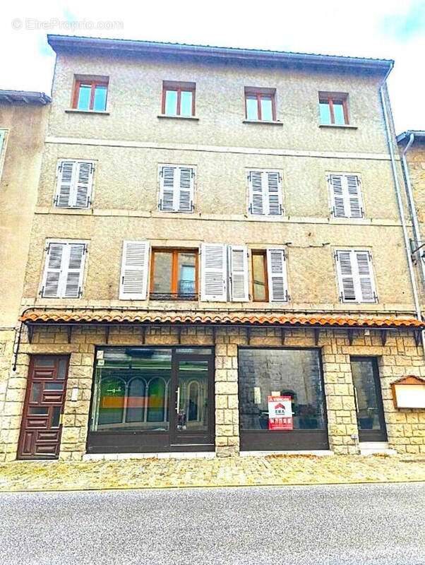 Appartement à LA CHAISE-DIEU