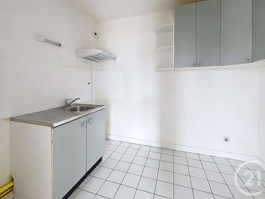 Appartement à BRIE-COMTE-ROBERT