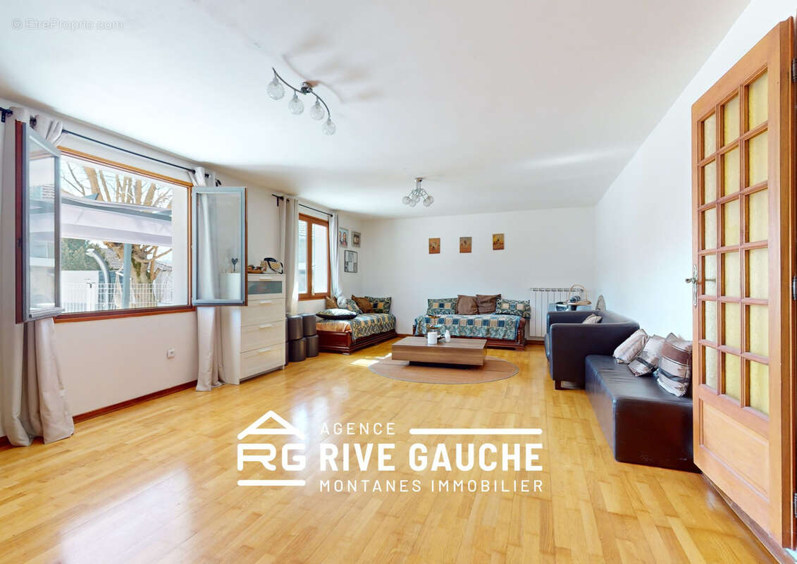 Maison à SAINT-MAURICE-L'EXIL