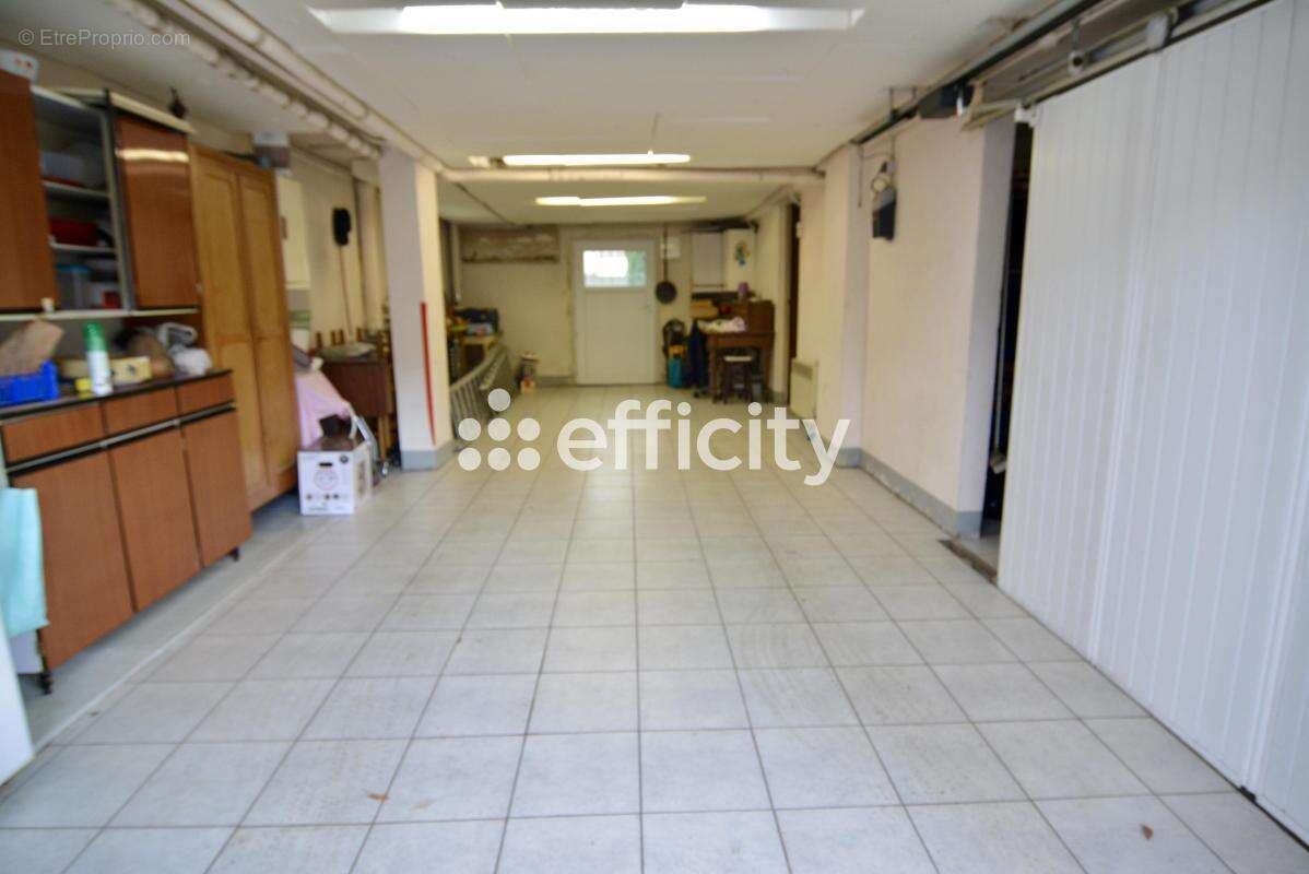 Maison à VILLENEUVE-LE-ROI