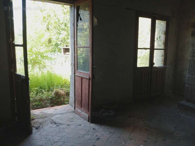 Appartement à THIERS