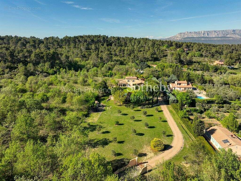 Maison à AIX-EN-PROVENCE