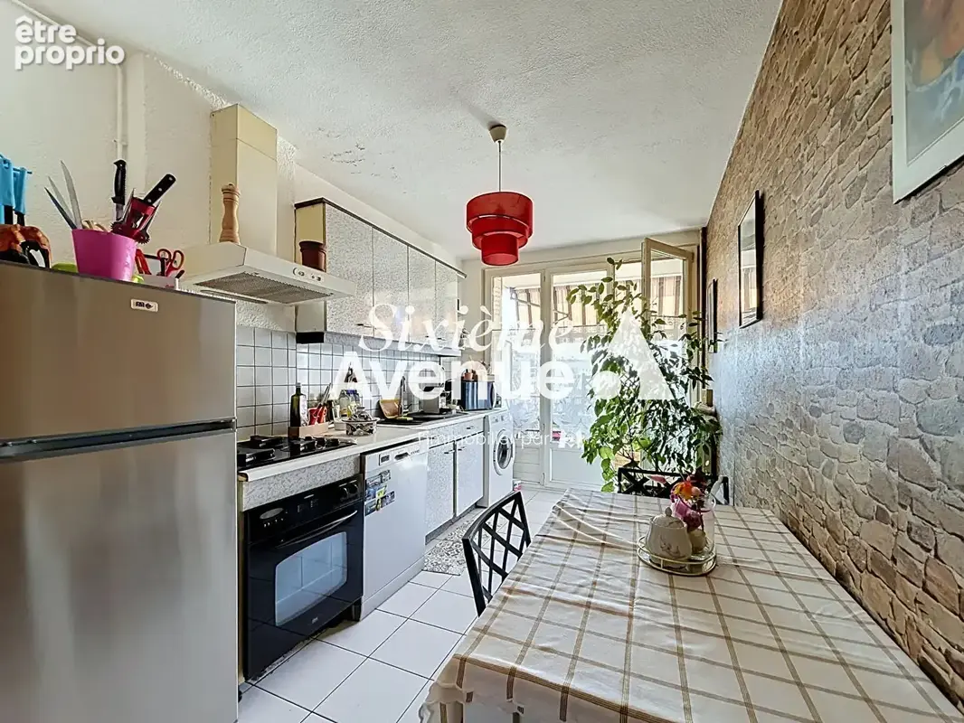 Appartement Bron 3 pièce(s) 73,20m2 - photo 6
