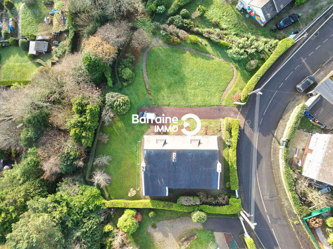 Maison à SAINT-MARTIN-DES-CHAMPS