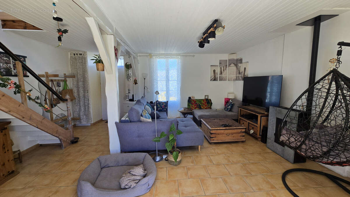 Maison à CIRE-D'AUNIS