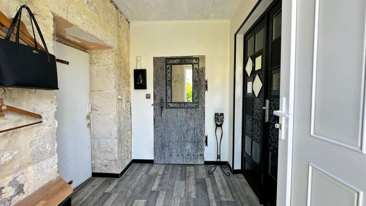 Photo 2 - Maison à LES GONDS