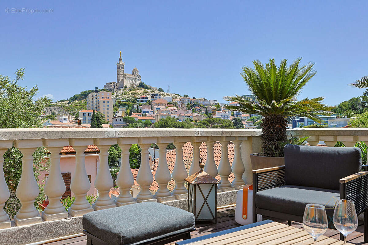 Appartement à MARSEILLE-7E
