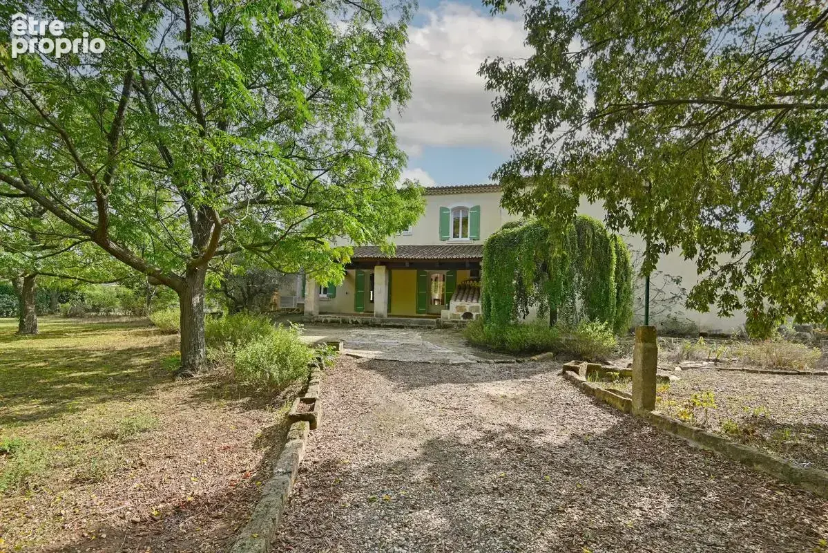 Photo Maison à Vauvert au prix de 999 000€