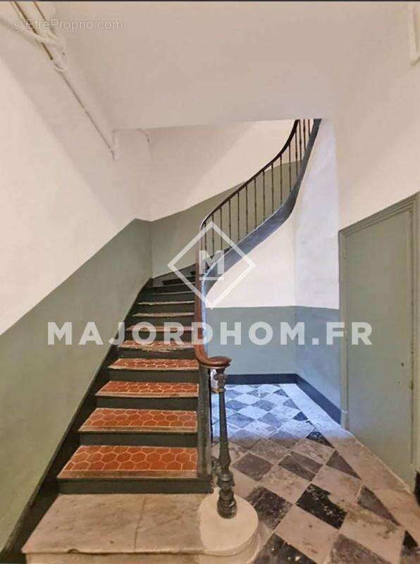 Appartement à MARSEILLE-7E