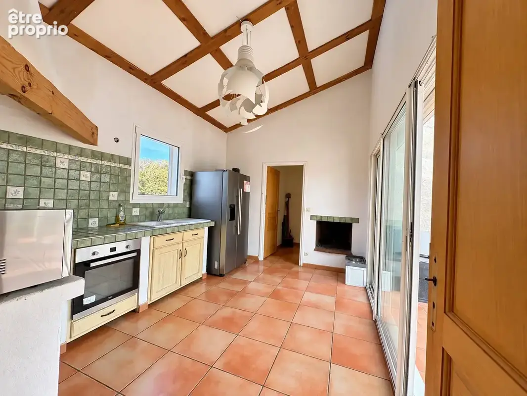 Villa avec piscine sur 5 000 m2 de terrain - photo 5