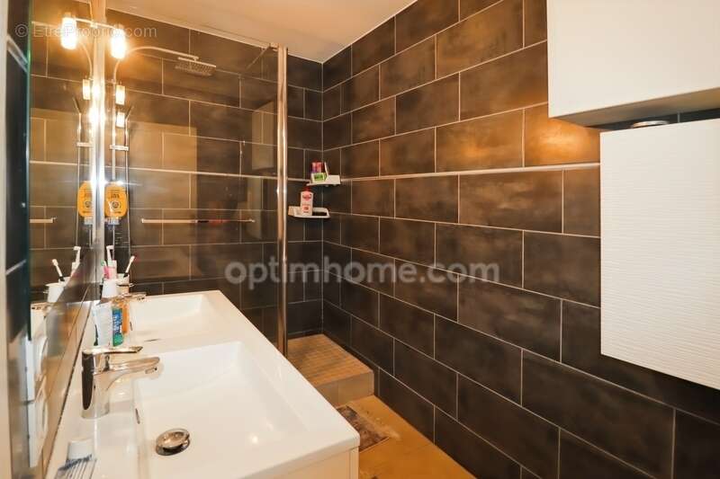 Appartement à SASSENAGE
