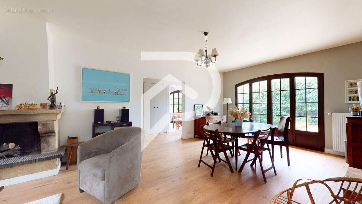 Maison à MARLY-LE-ROI