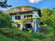 Maison à COUZON-AU-MONT-D'OR