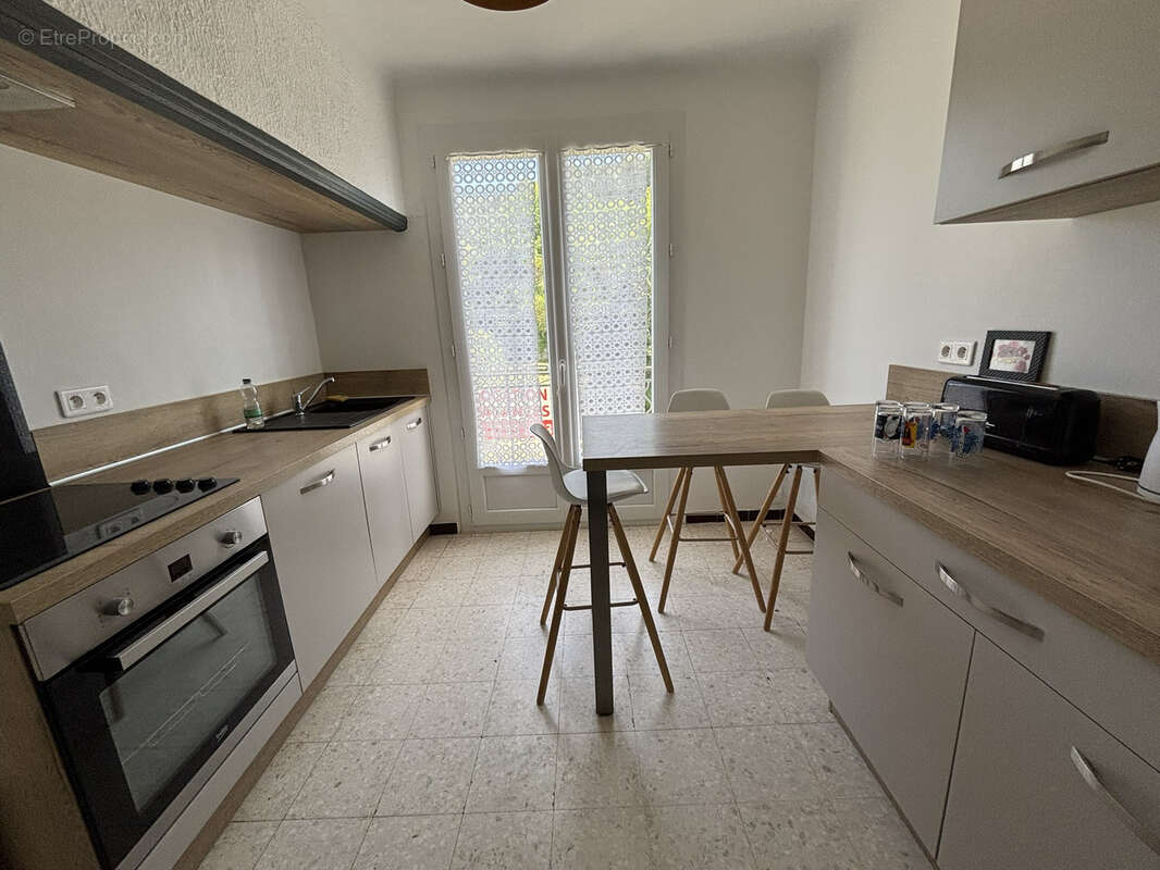 Autre à ENTRECHAUX