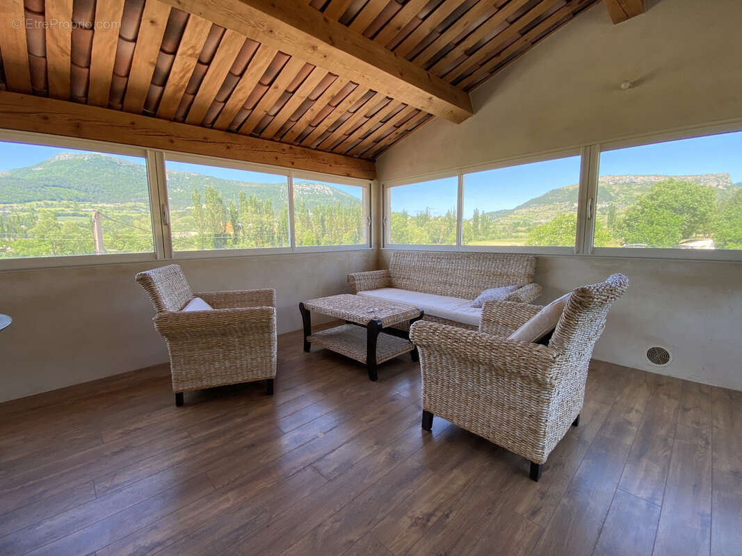 Region baronnies - ensemble immobilier avec commerce - photo 8