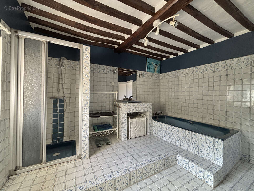 Maison à LE FRESNE-CAMILLY