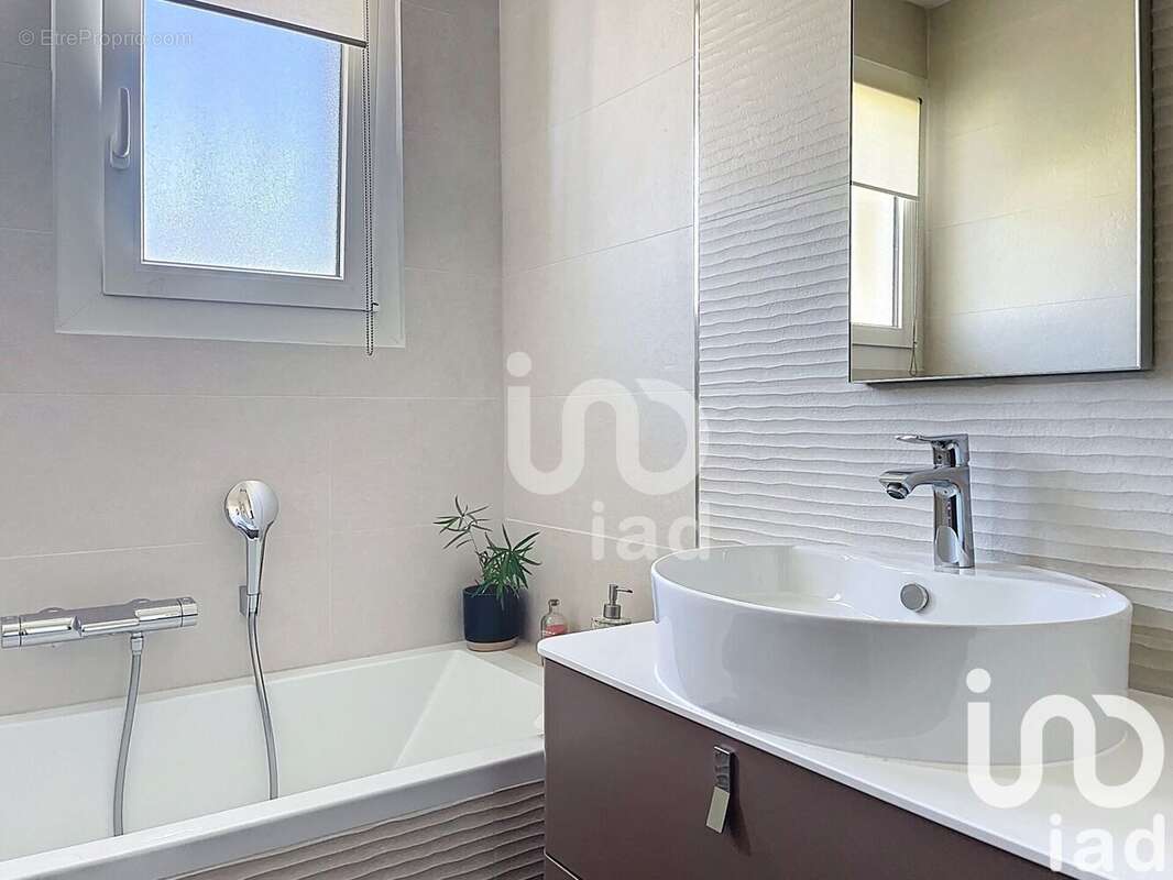 Photo 9 - Maison à MONTARDON