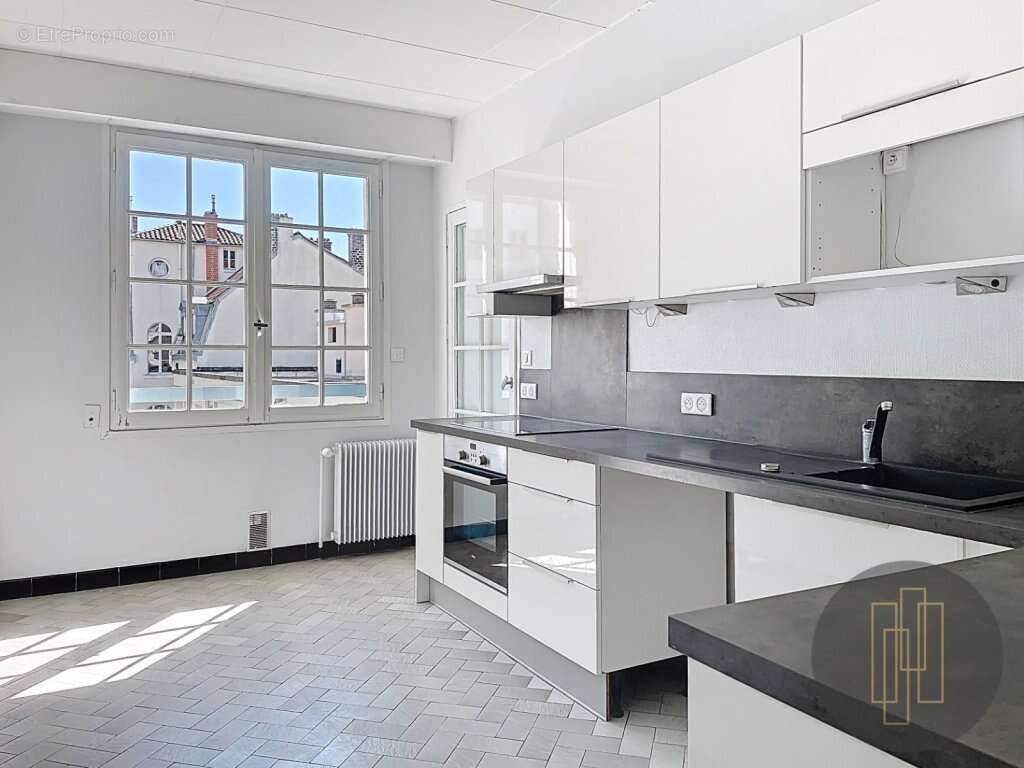 Appartement à LYON-6E