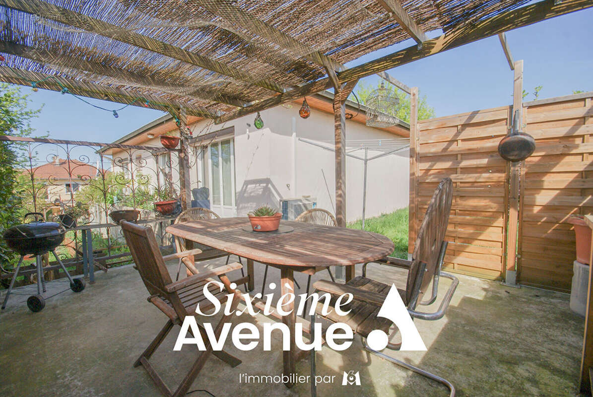 Maison à SAINT-PRIEST