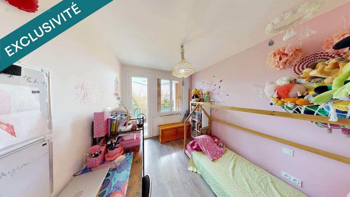 Photo 3 - Appartement à CHATEAU-ARNOUX-SAINT-AUBAN