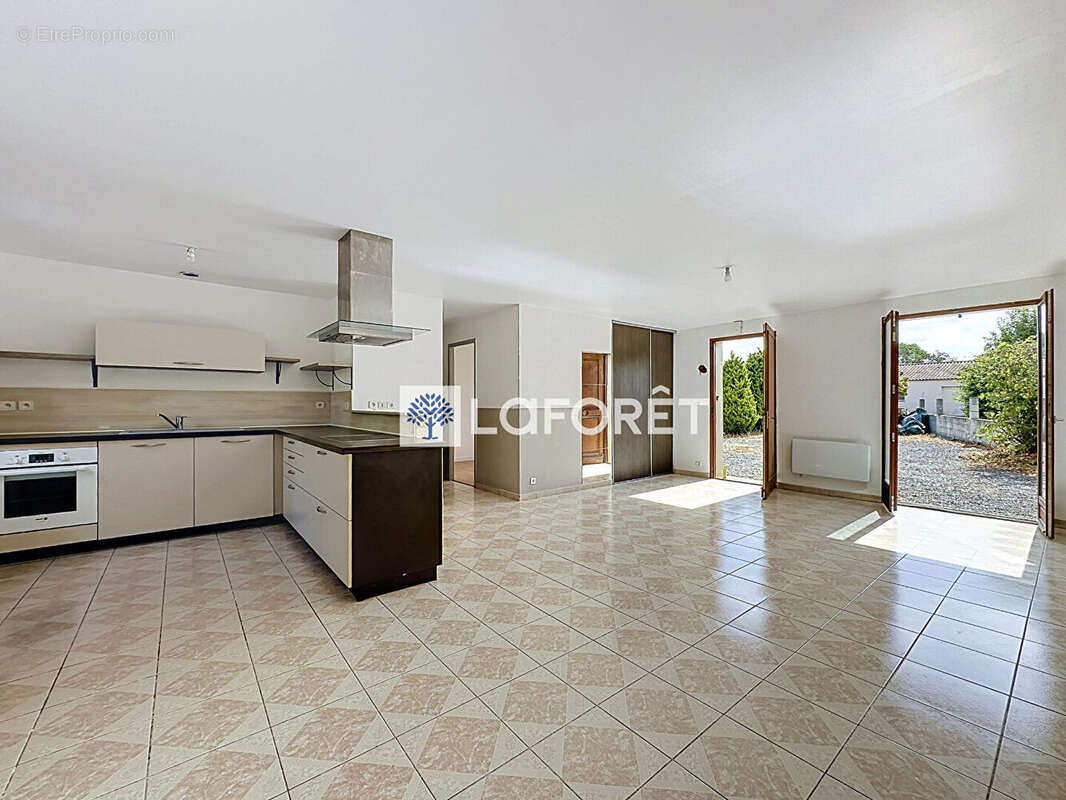Maison Argentonnay - photo 3