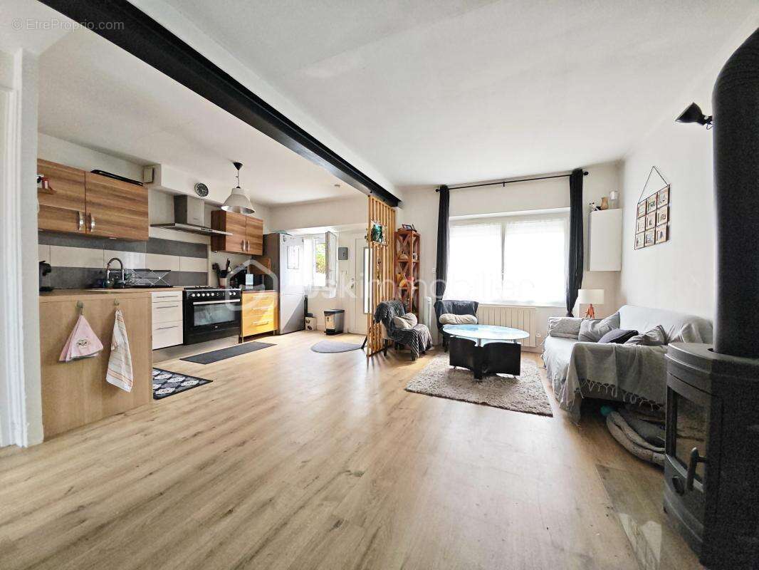 Maison sans travaux avec dépendances - photo 3