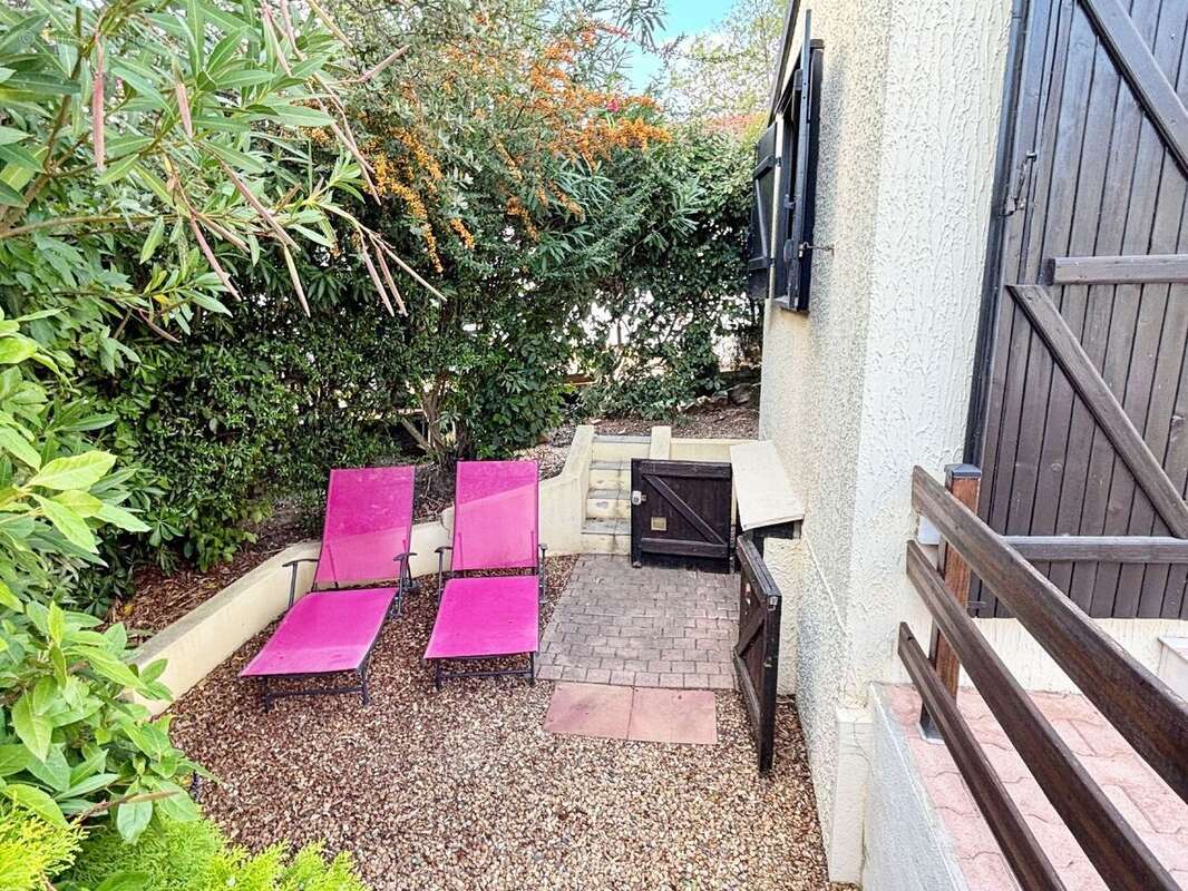 Maison à ROQUEBRUNE-SUR-ARGENS