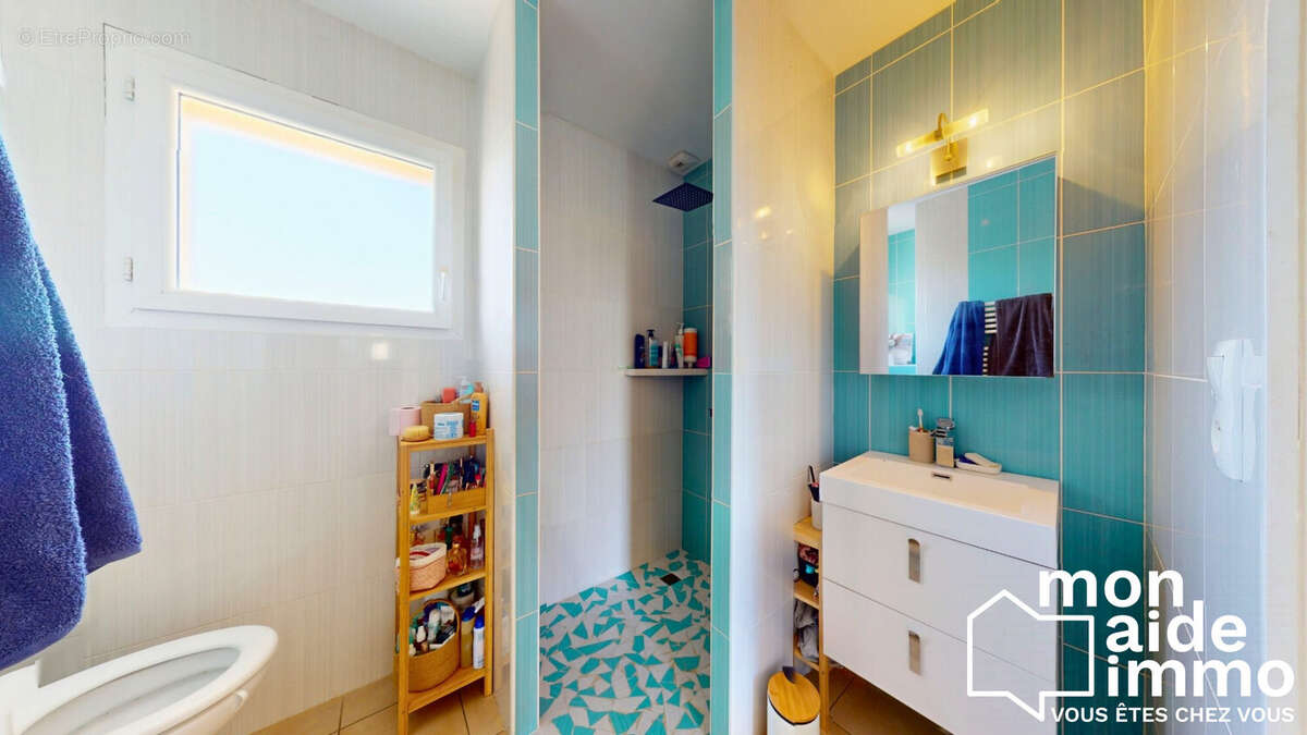 Maison à FARGUES-SAINT-HILAIRE