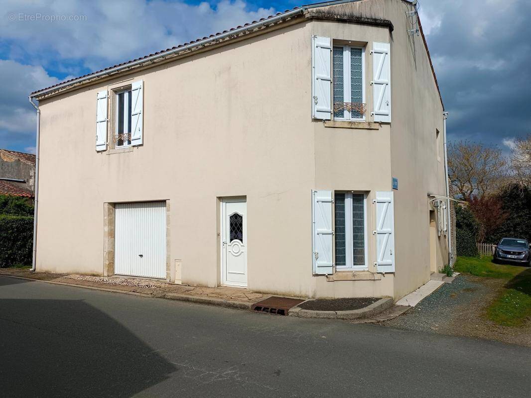 Maison à LA TAILLEE
