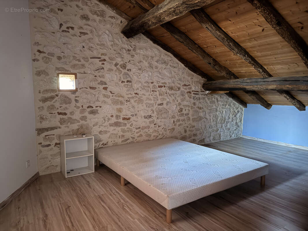 Maison à SAINT-VITE