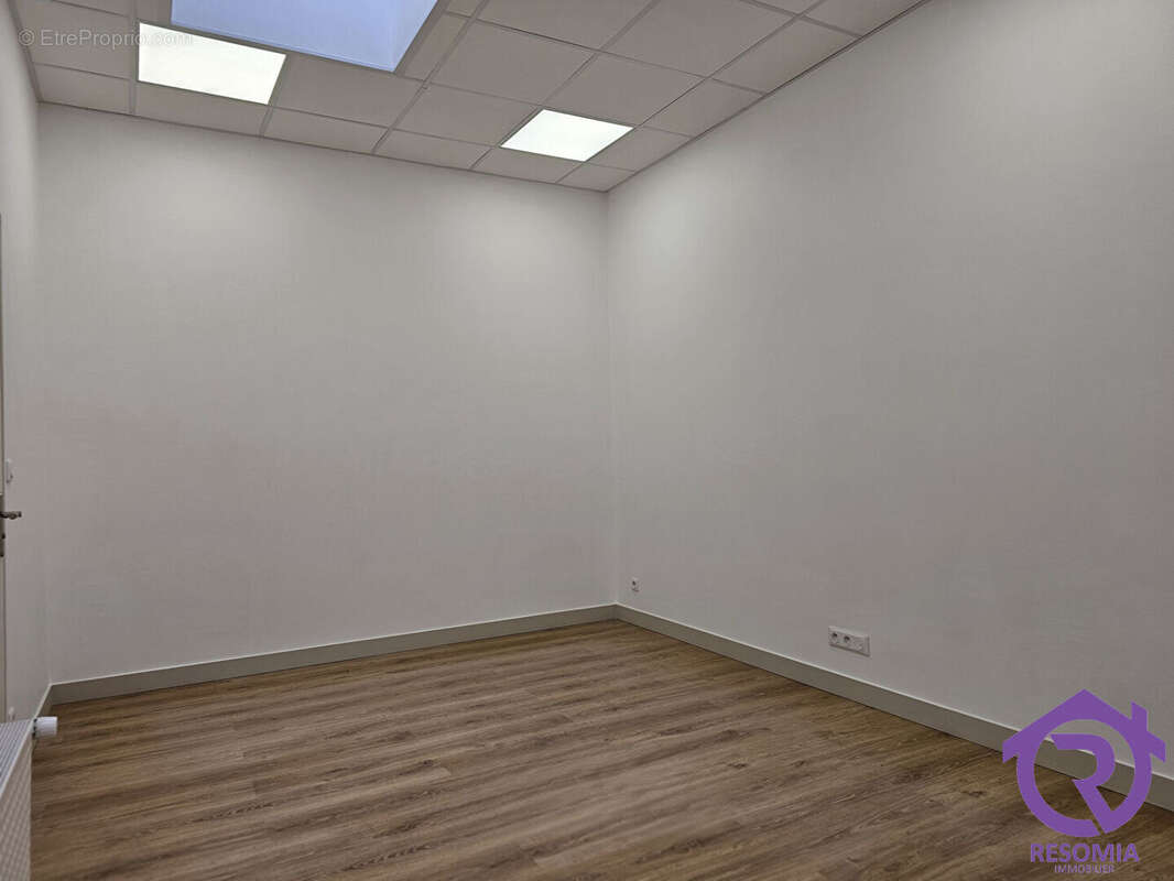 Commerce à PARIS-15E