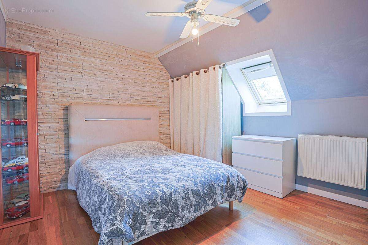 Maison Saulx Les Chartreux  7 pièce(s) 149,47m2 - photo 8
