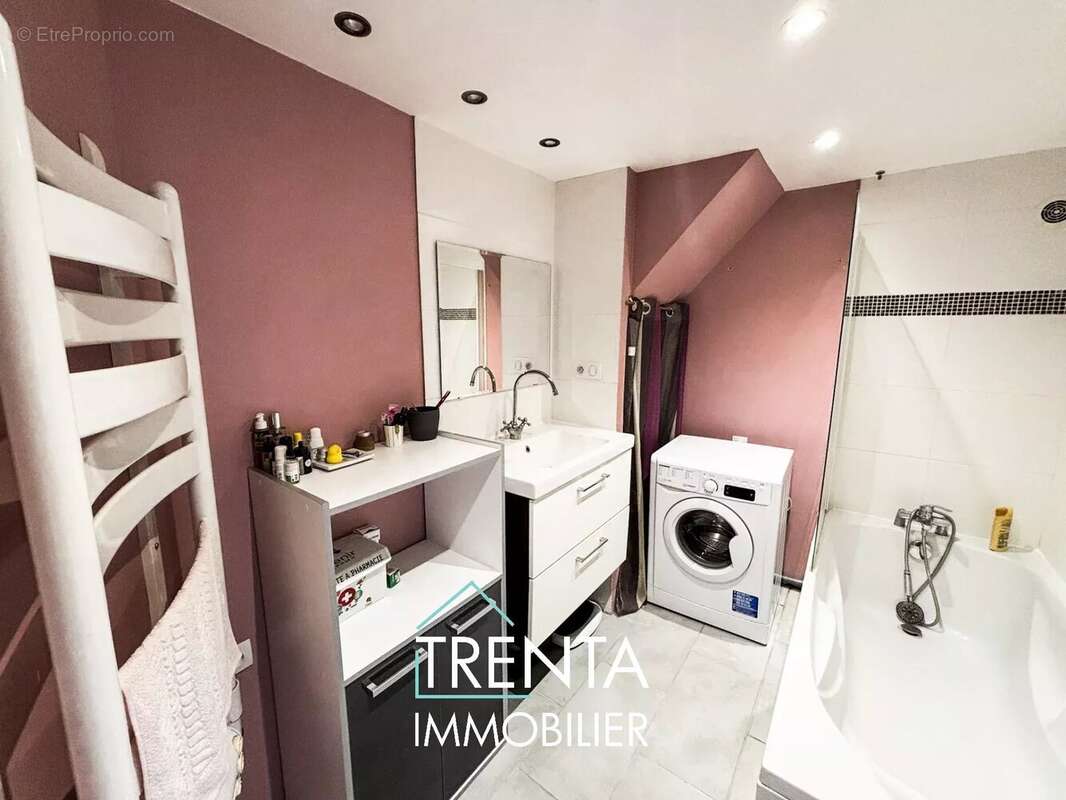 Appartement à CHIRENS