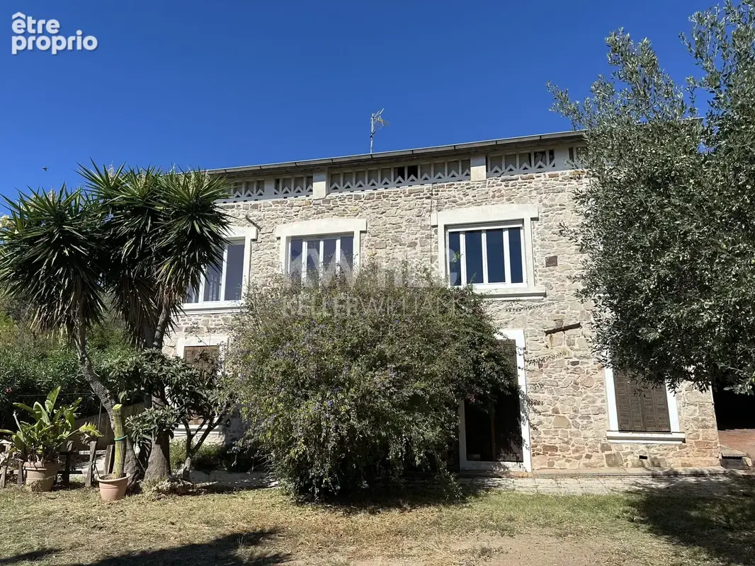 Maison 5 pièces 170 m² à vendre à La Seyne-Sur-Mer (83530) - photo 2