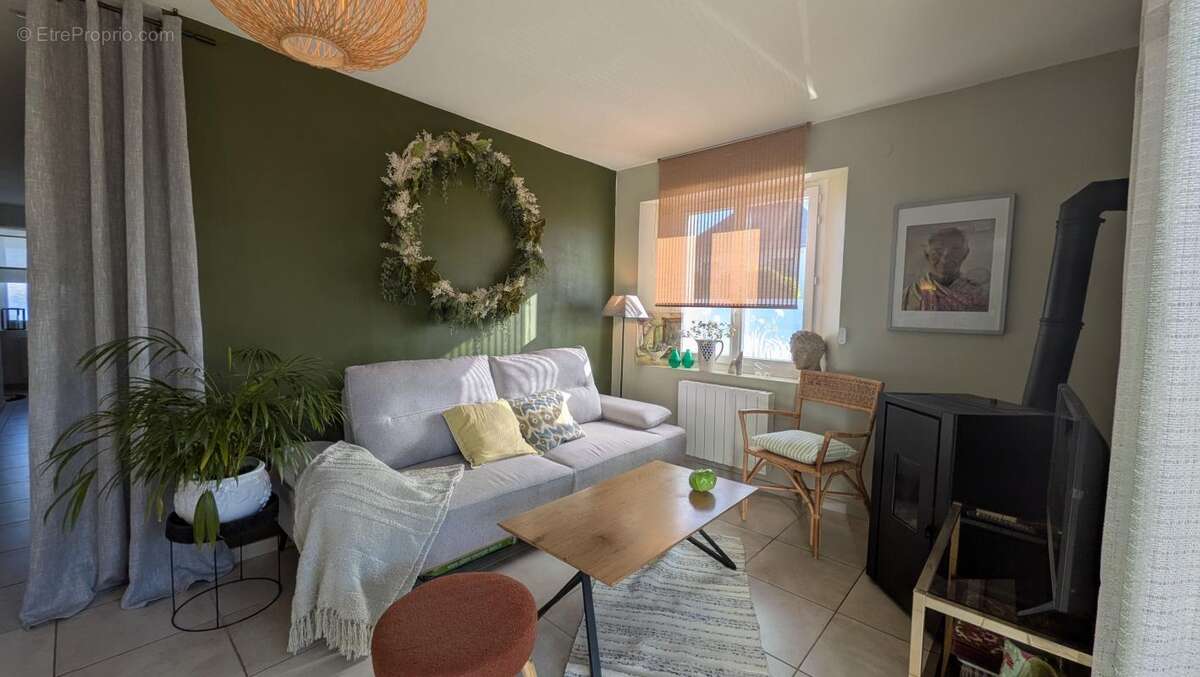 Appartement t3 rez-de-jardin 68 m² entièrement rénové - photo 4