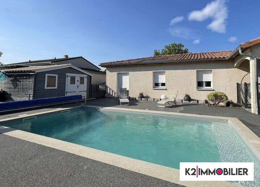 Maison à SAINT-GERVAIS-SUR-ROUBION