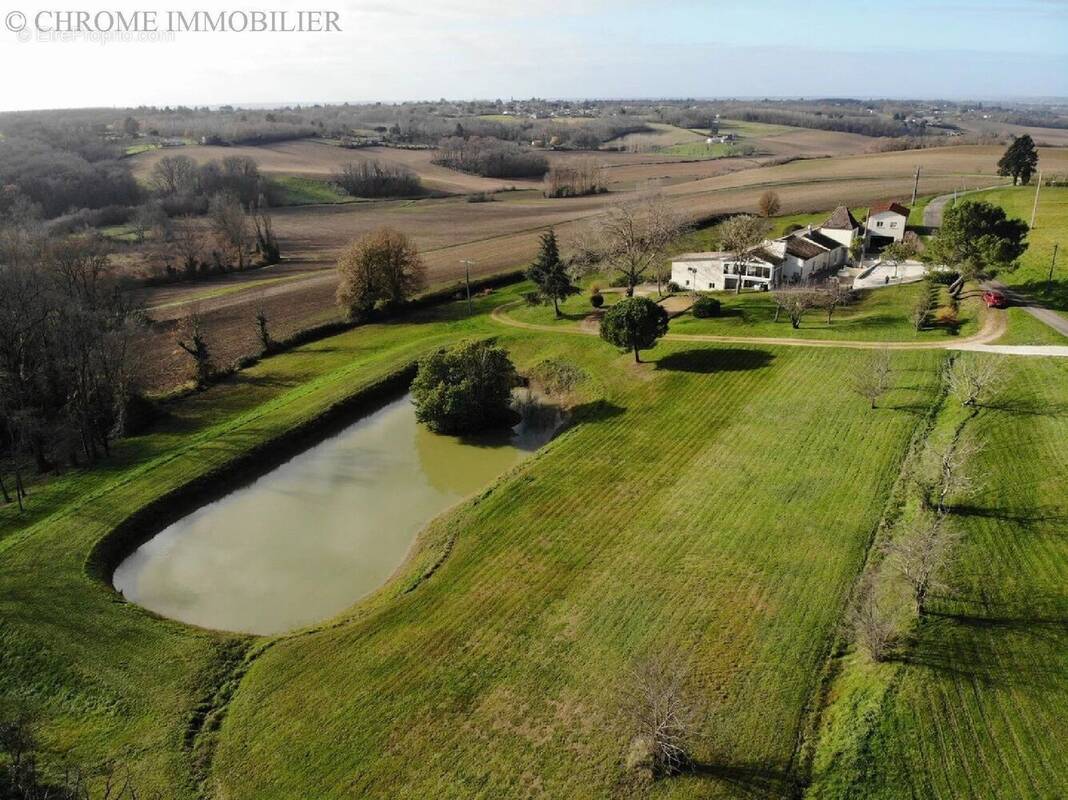 Maison à MAUVEZIN-SUR-GUPIE