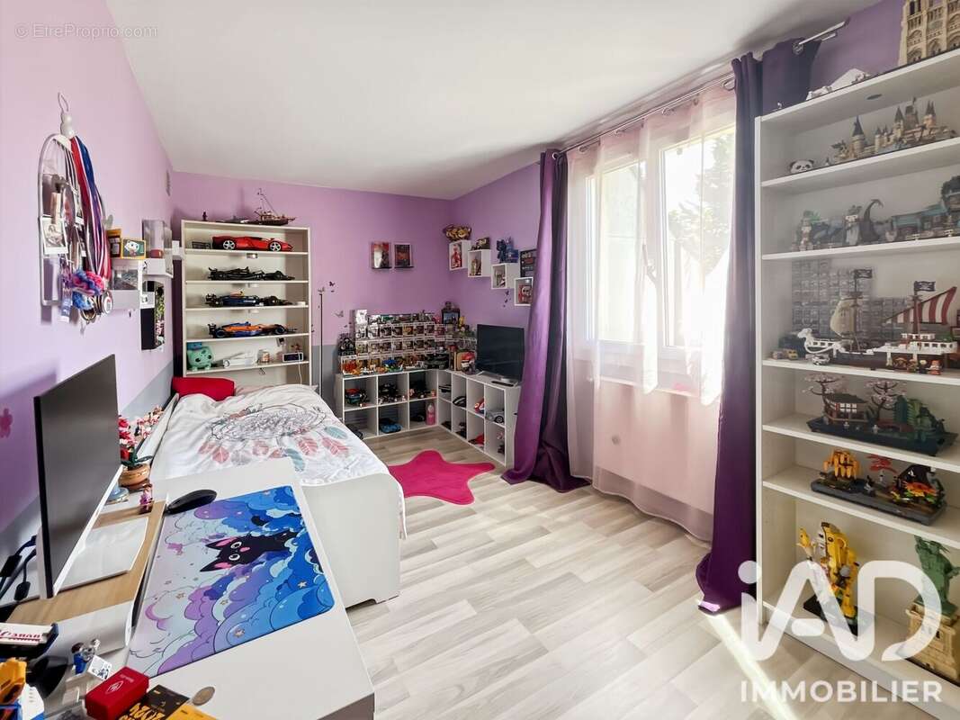 Photo 9 - Maison à MOISSY-CRAMAYEL