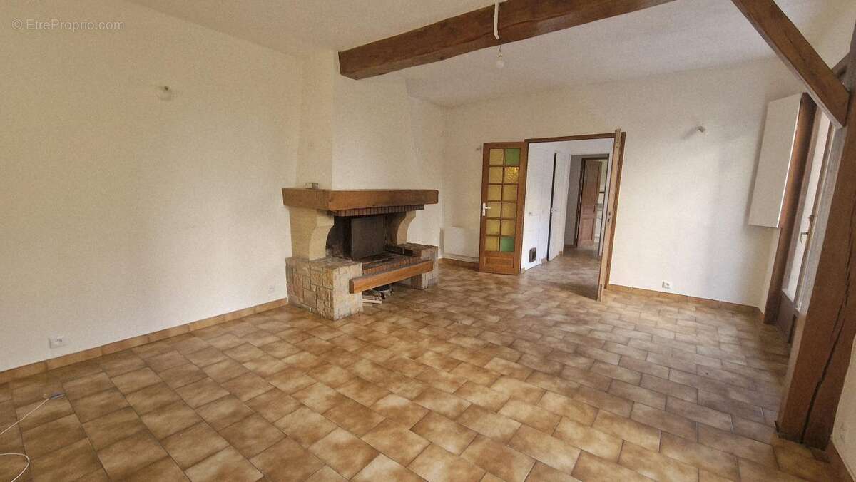 Maison à NEUILLY-SUR-MARNE