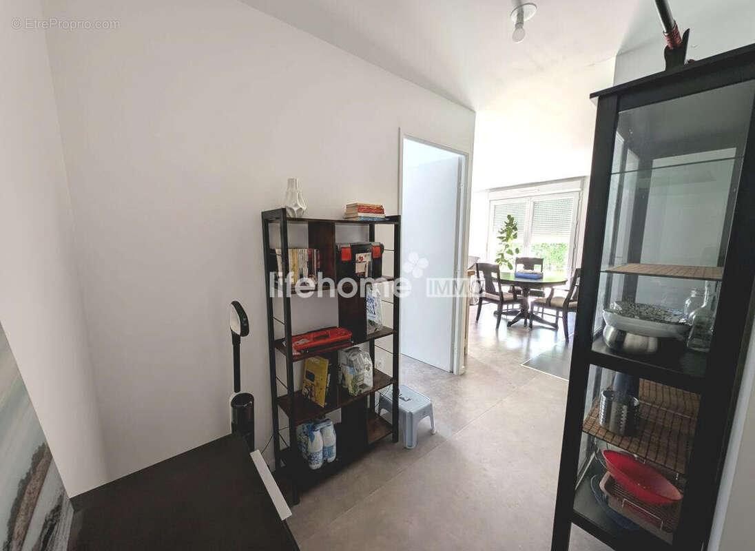 ENTREE - Appartement à GUYANCOURT