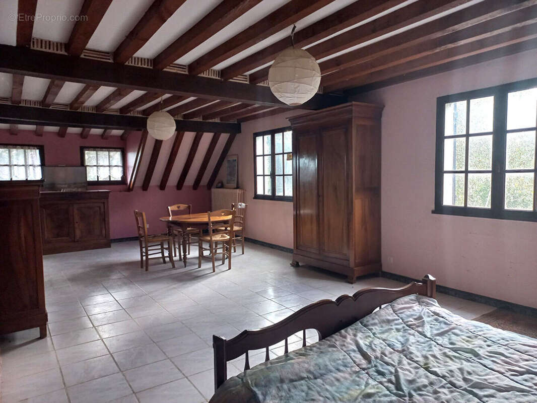 Maison à VIENNE-EN-VAL