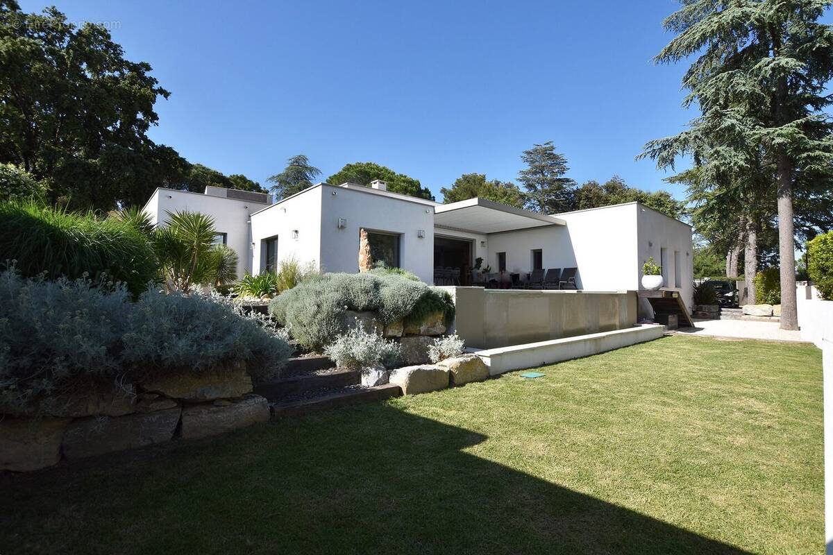 Villa  - Maison à NAGES-ET-SOLORGUES