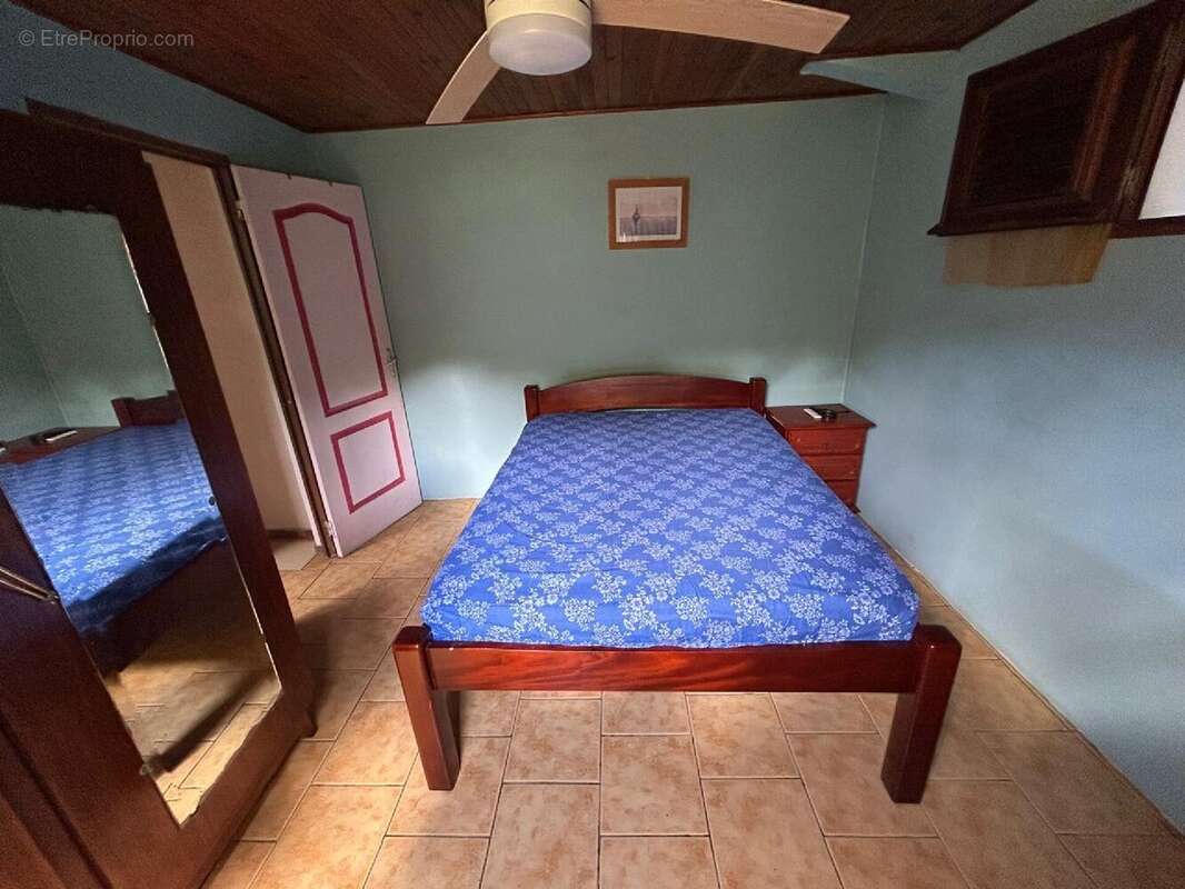 Maison 300 m² à La Trinite  - photo 2