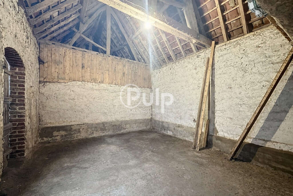 Maison à ESTREES-LES-CRECY