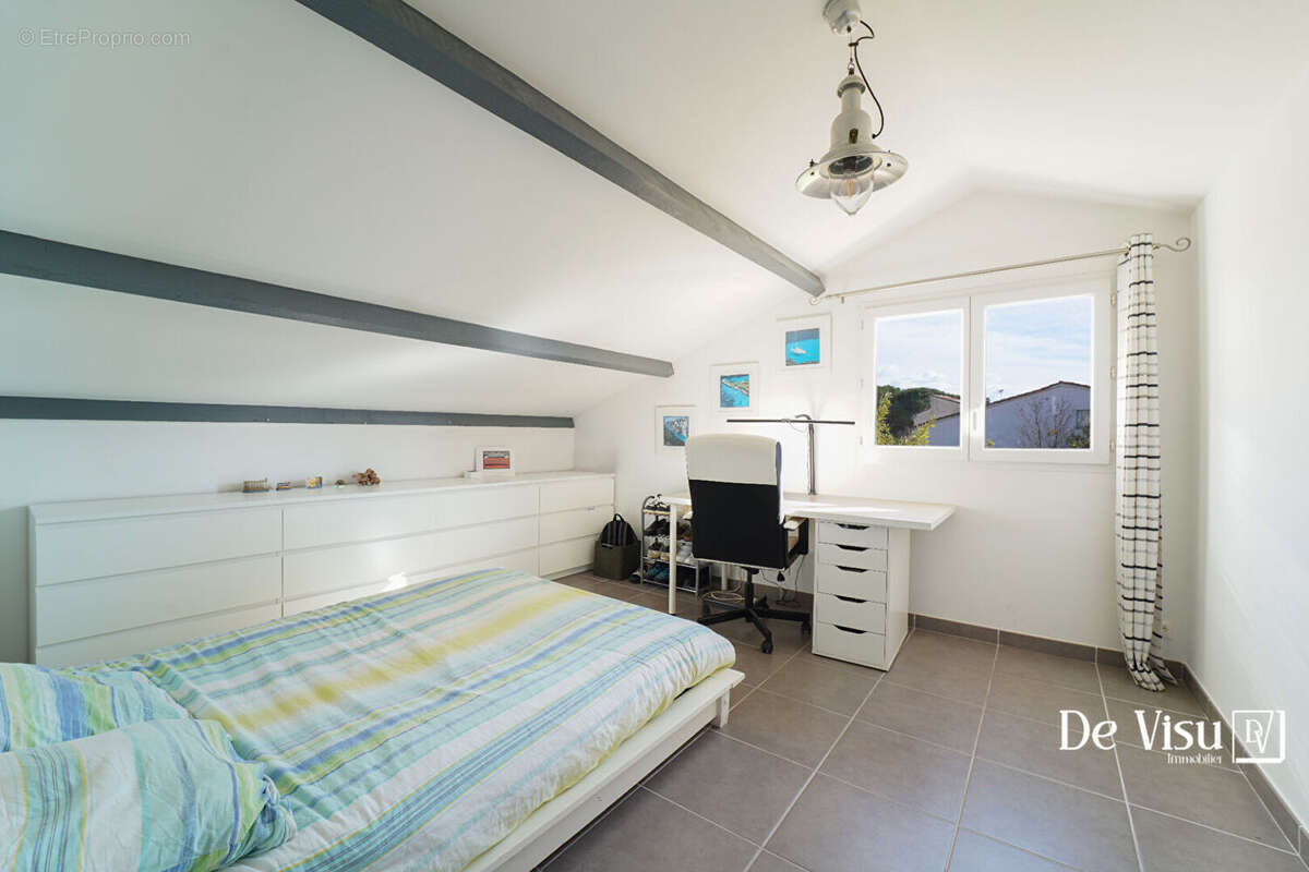 Maison à SAINT-JEAN-DE-VEDAS