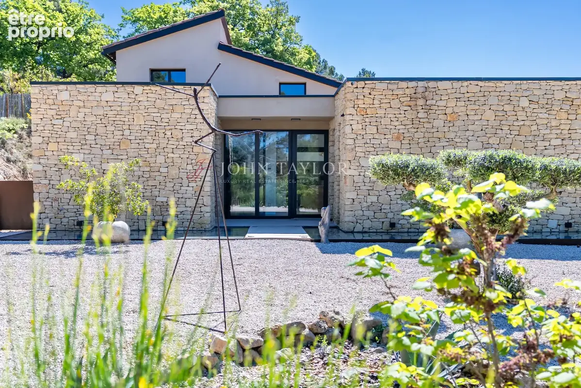 A vendre - Propriété de prestige au cœur de la nature près de Malemort-du-Comtat en Provence - photo 11