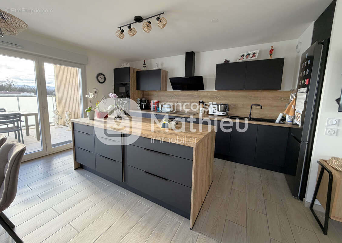 Appartement à ARNAS