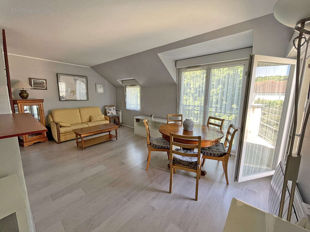 Appartement à TAVERNY