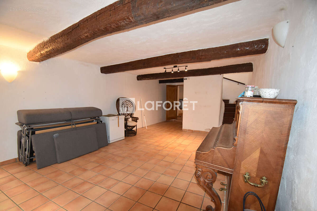 Maison à MONTAUROUX